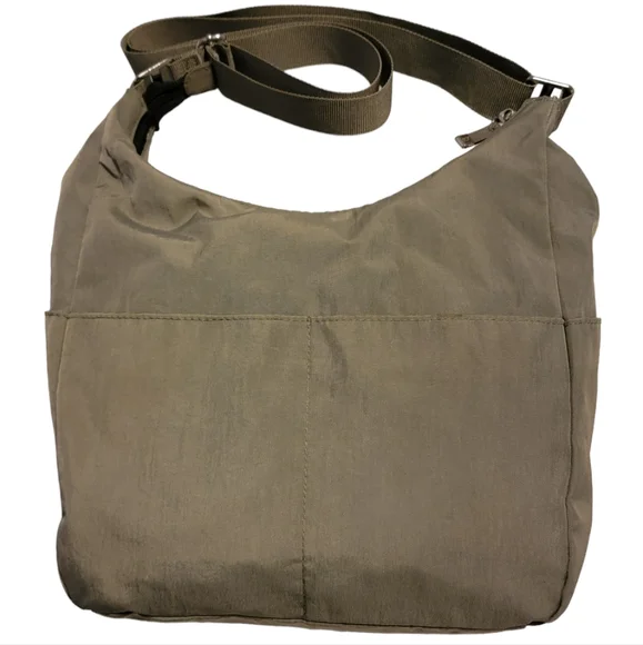 Baggallini Crossbody - Picture 2 of 12